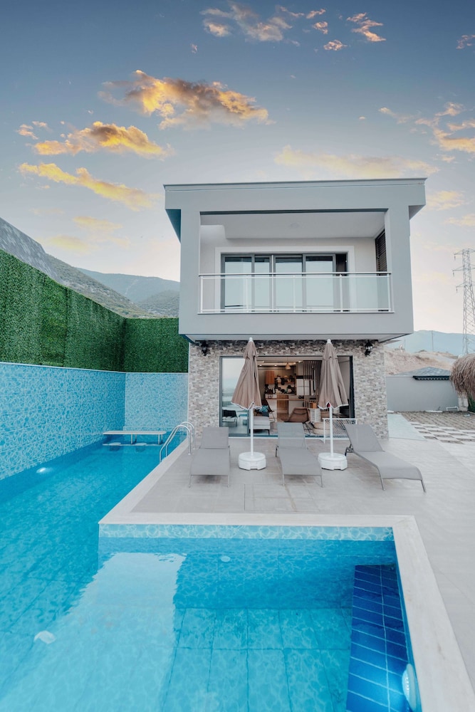 Fortunella Villas