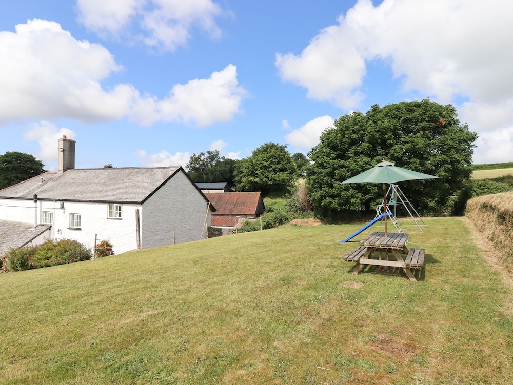 Waytown Cottage