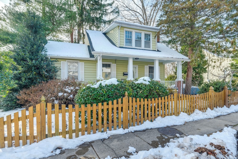 1 Mi to East Falls Station: Home w/ Office!, photo 20