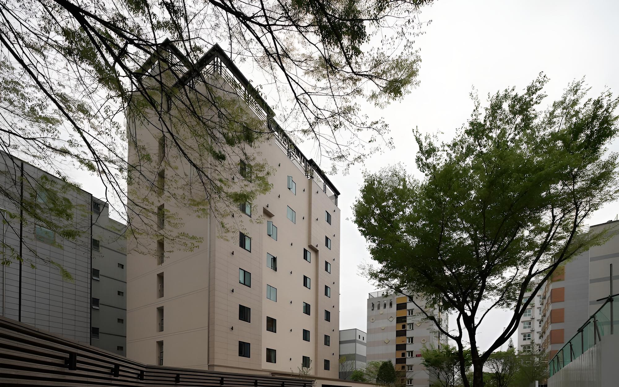 Gimhae Jangyu Vibe Hotel