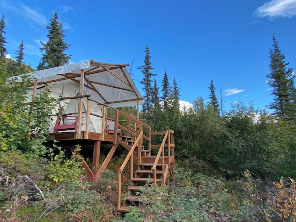 Alpenglow Luxury Camping