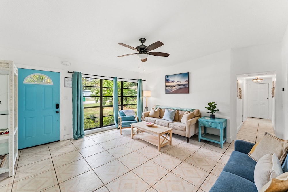 112 Surf Drive