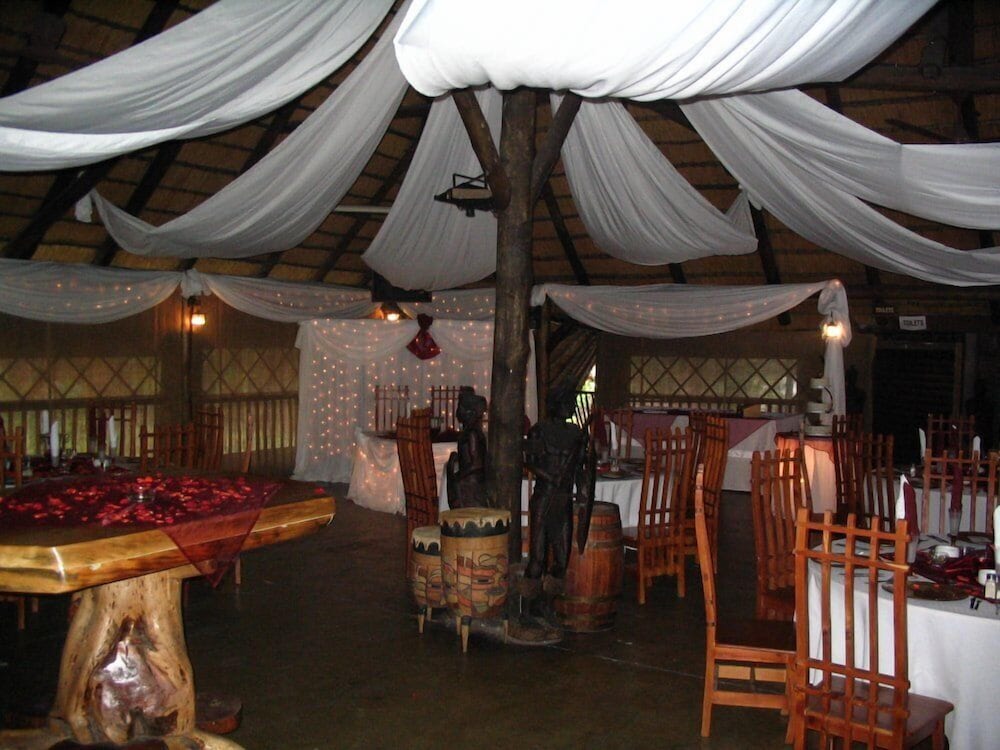 Woodpecker Inn