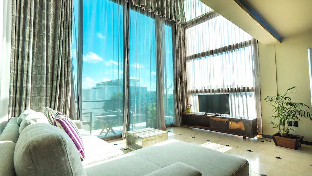 Lotus Luxury Condo