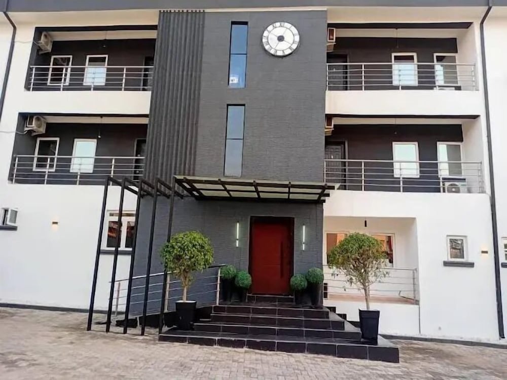 Exquisite Apartments By Signature