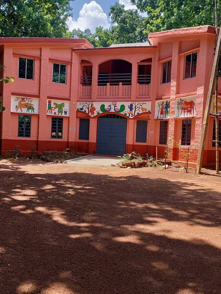 Salboni Retreat