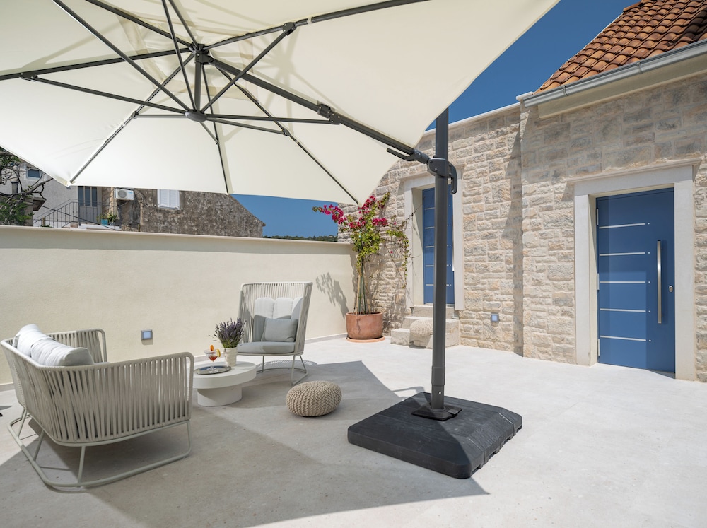 Villa Maja Aurelia in the Centre- Romantic studio apartment