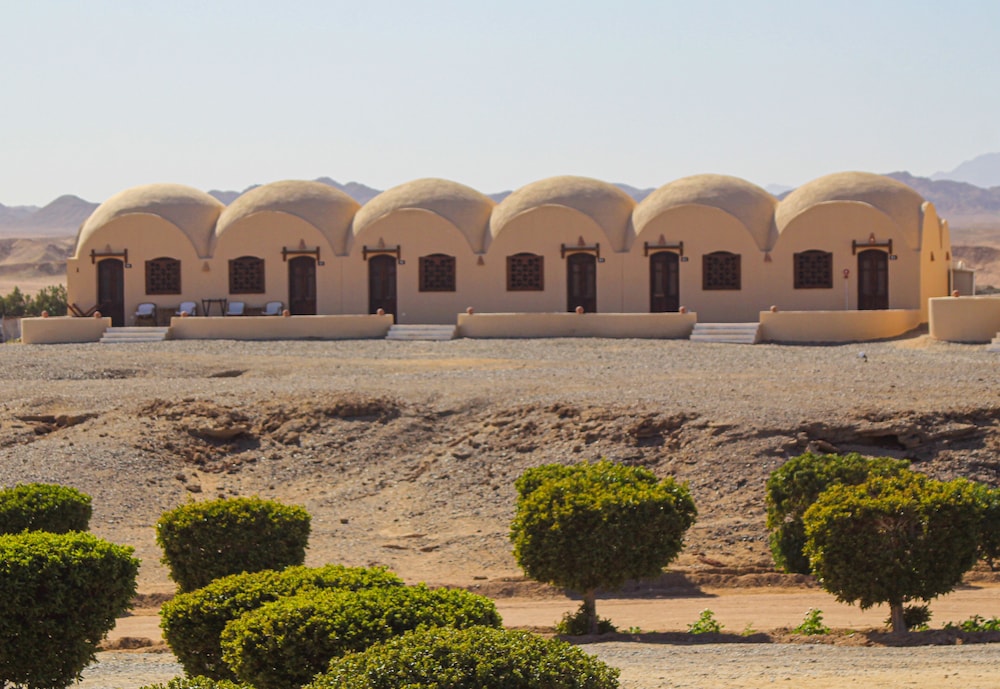 Marsa Nakari Village