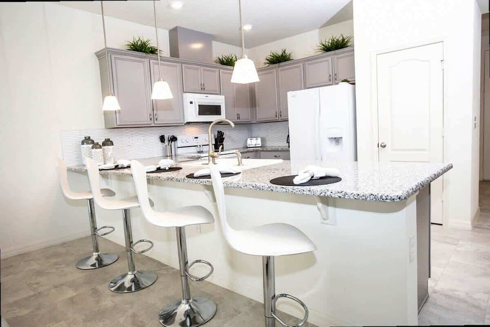 Unforgettable Family Stay 4Bd Gameroom by Disney
