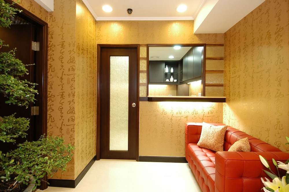 Rai Lei Hostel