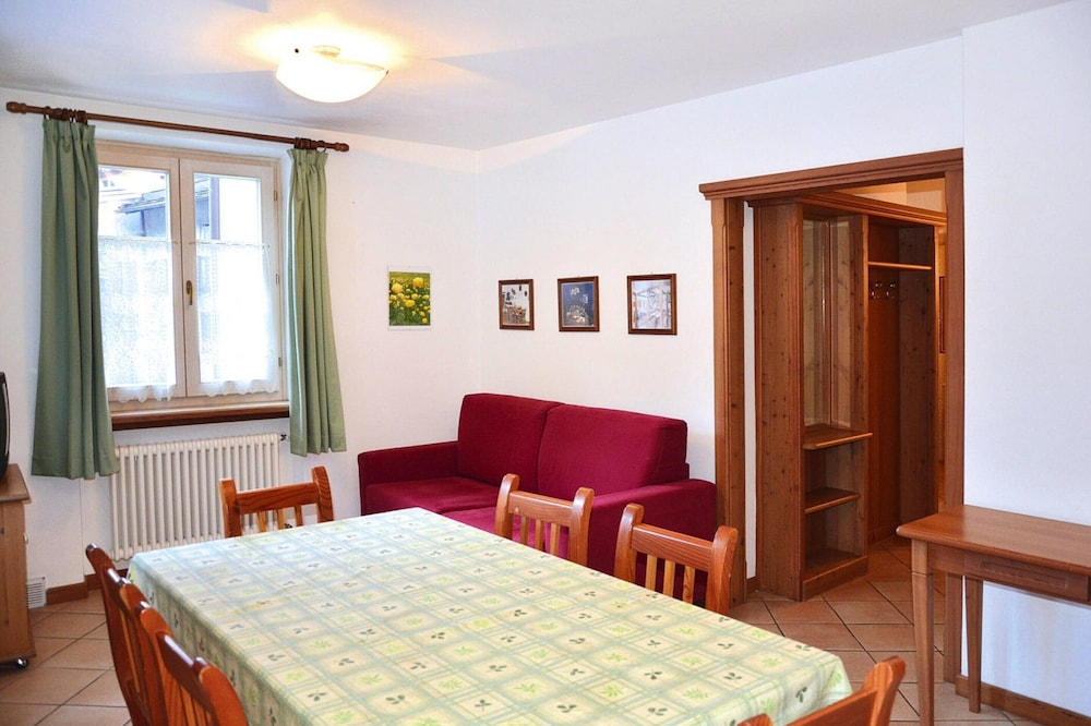 Apartment in Pellizzano view 5