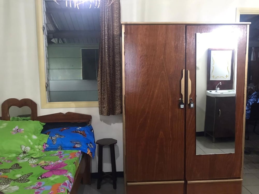 Unu Pikin Guesthouse