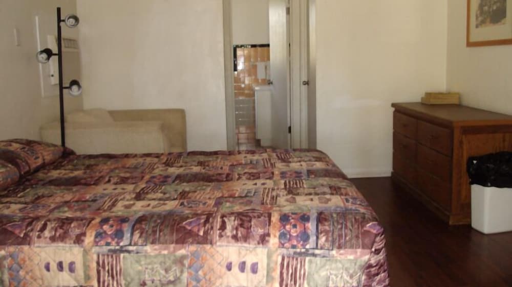 La Siesta Motel