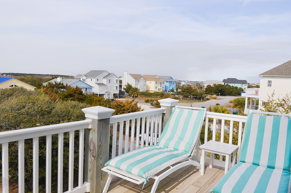 Sea Sound Blessing by Topsail Realty
