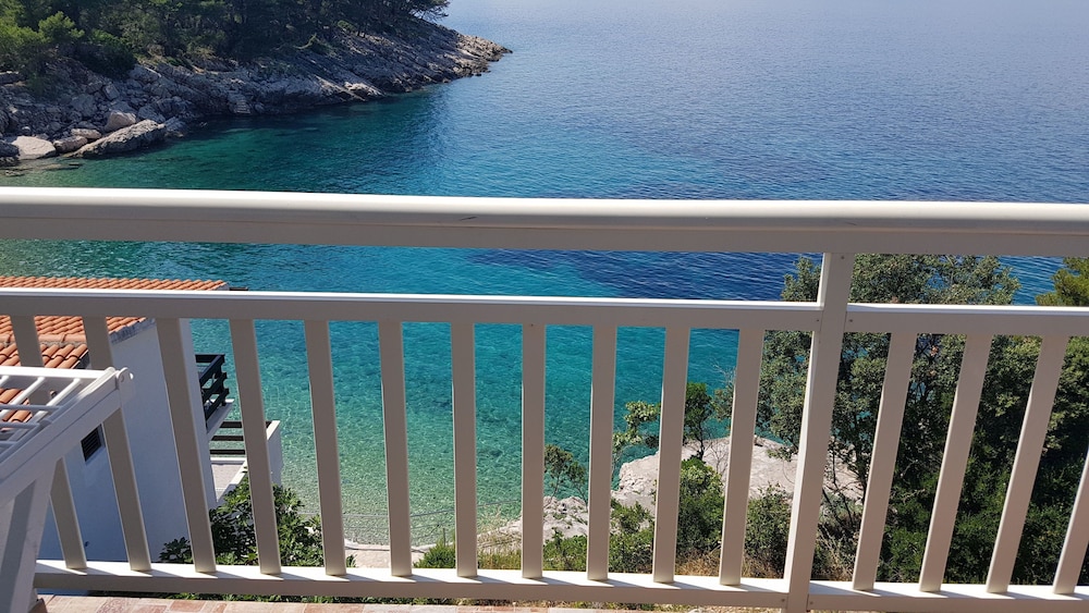Apartments Teo i Ivana view 4