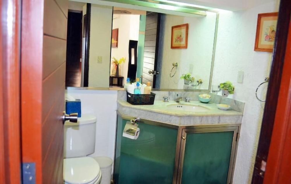 Tu Casa En Zona Hotelera a una Cuadra de la Playa