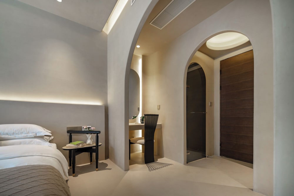 Jiangnanfu Bed and Breakfast