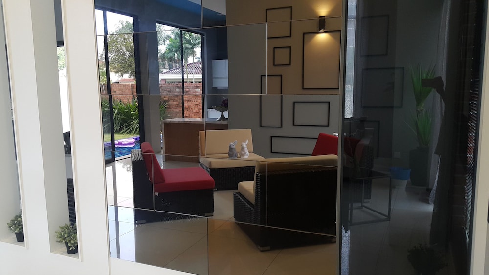 Atlantis Pool Villa Ipoh