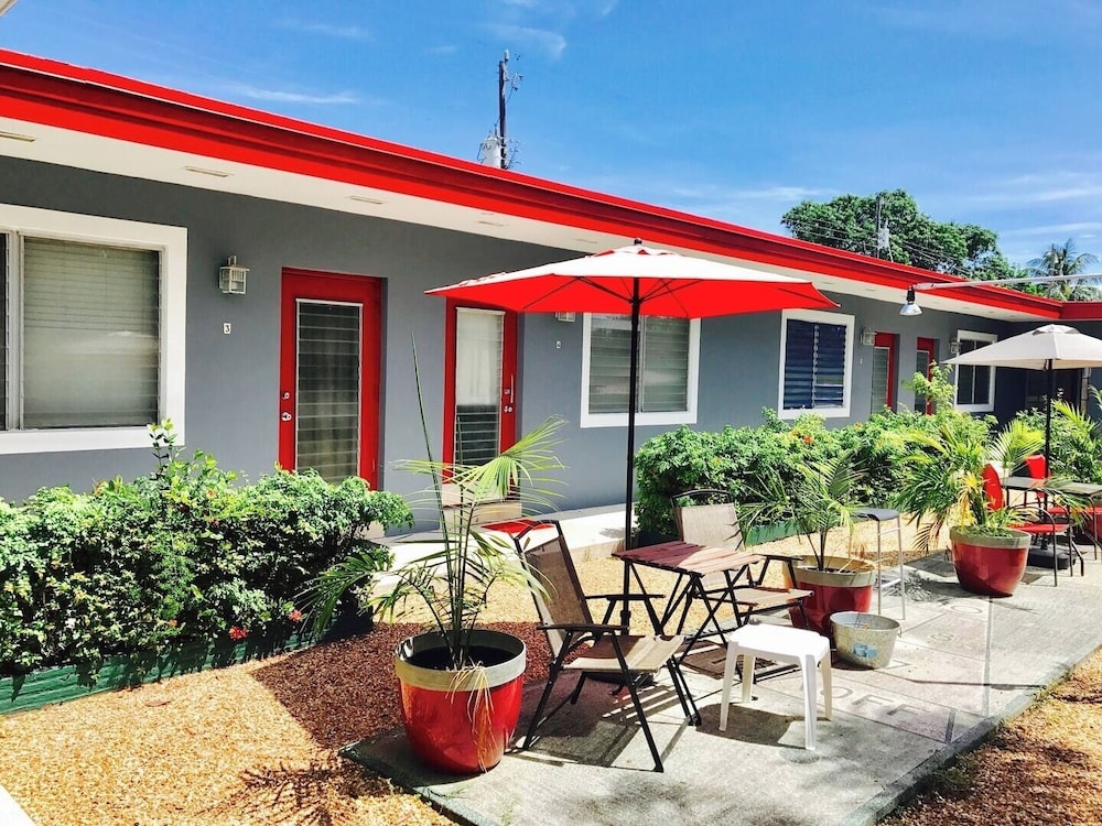 Cozy 2BR in Hollywood FL Pet Friendly