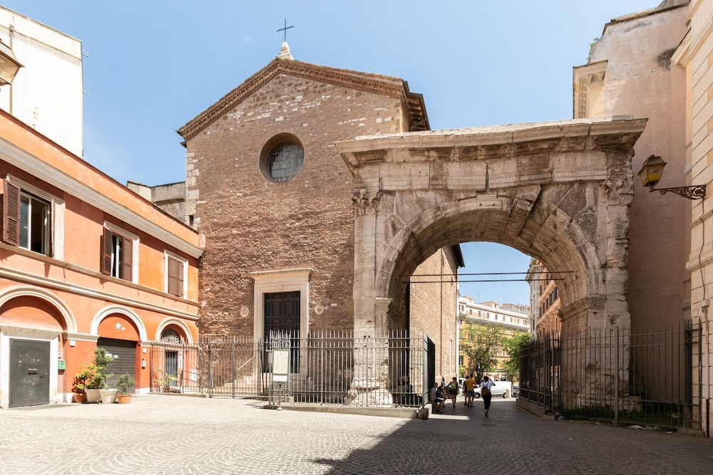 Esquilino Exquisite 2BR Apartment
