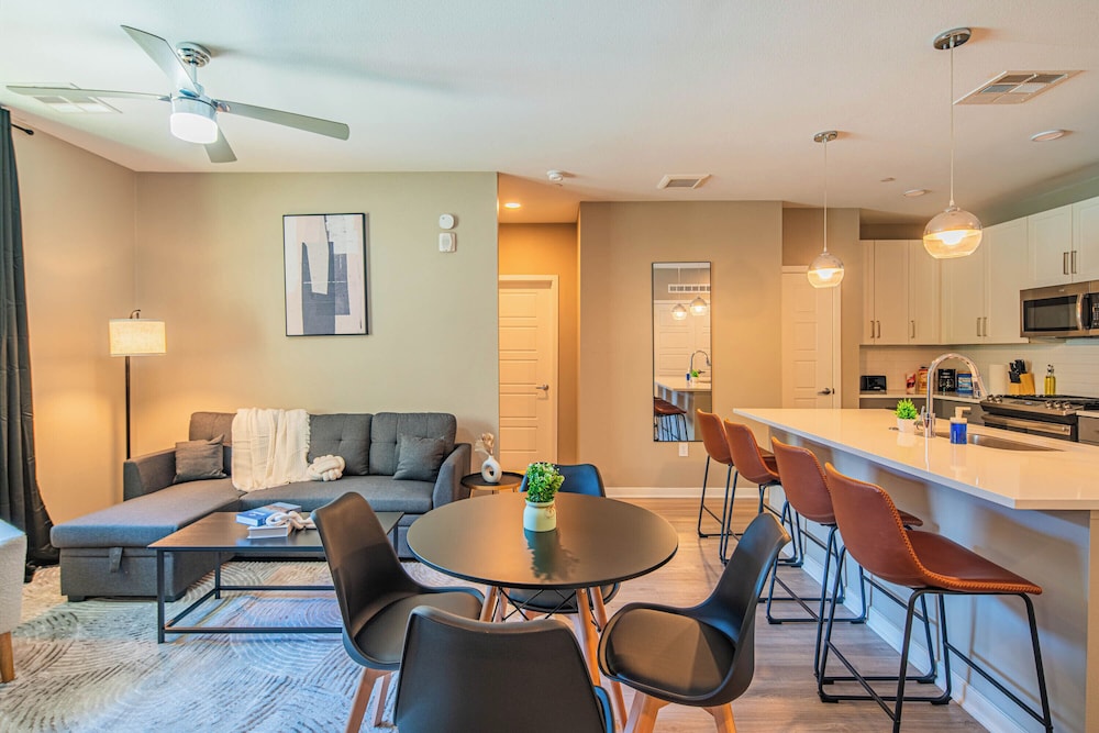ROVE LIVING/KL - Alta North Central
