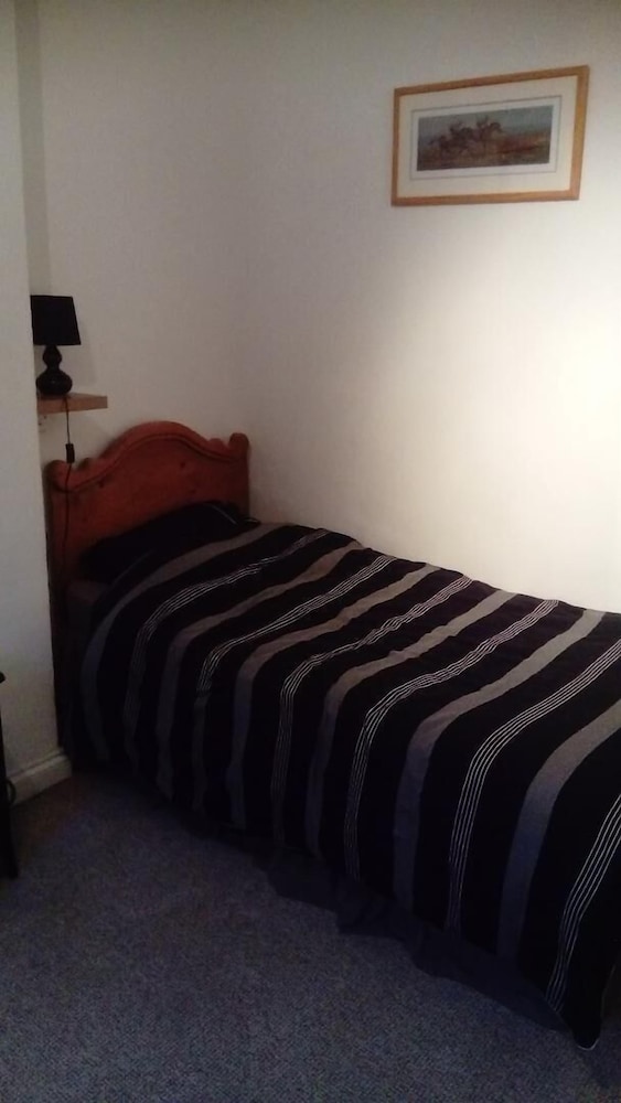 Lincoln Vacations - Cafe 42 Bed  Breakfast - Property Image 6