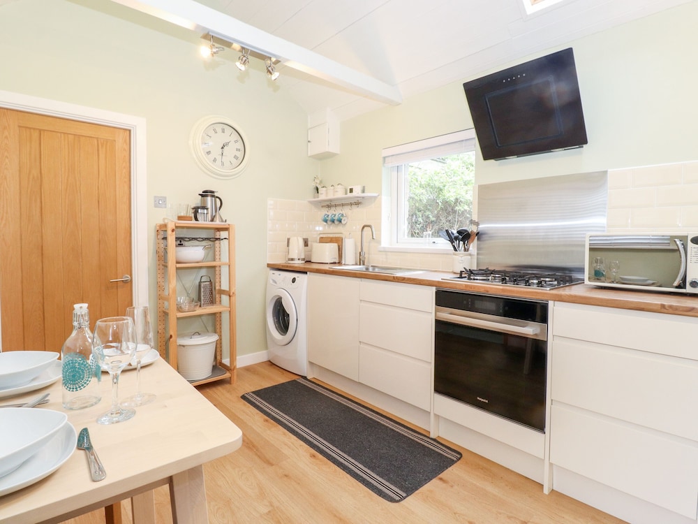 Canny Cottage