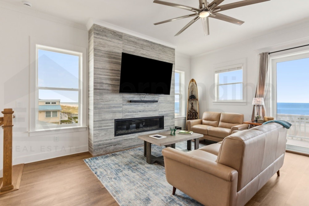 1088 S. Fletcher Ave 5 Bedroom Home