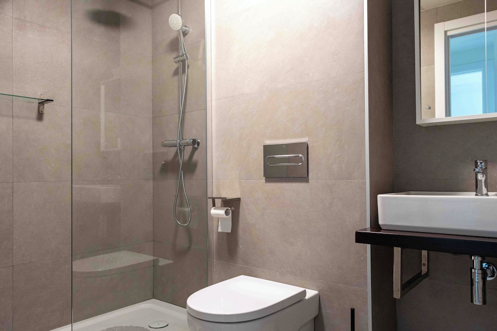 Luxury Apartment - Sea, Mountain, Golf - La Duquesa Manilva