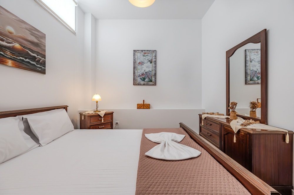 Artemis beachfront Villa