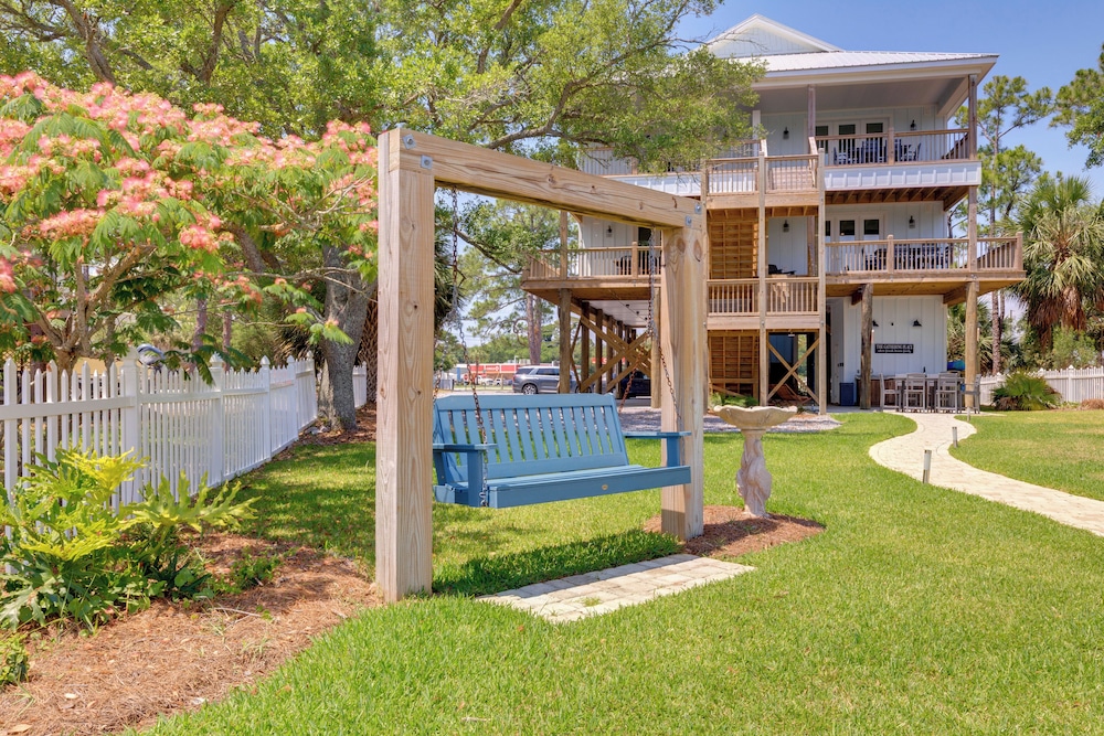 Fish, Kayak & More: Bayfront Gem in Dauphin Island