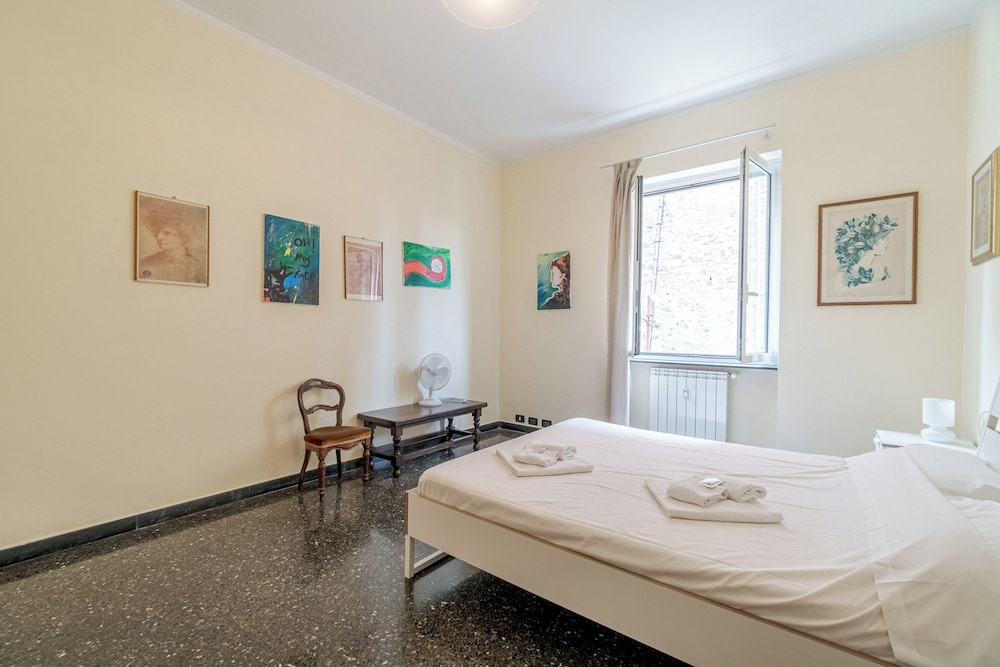 Genova Oregina Cozy Apartment - W/ Balcony