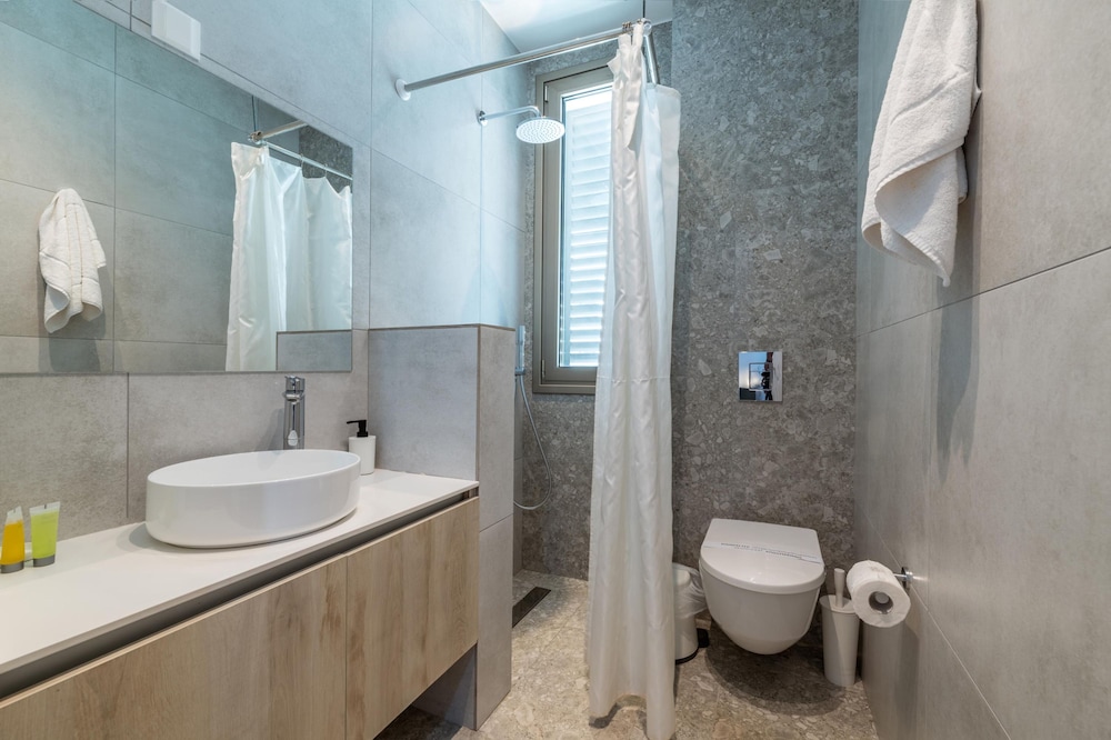 Azure Seaview - Ruby Villa