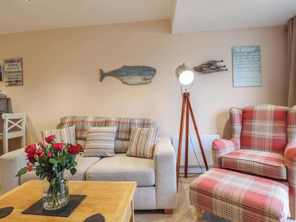 Oakley View Apartment