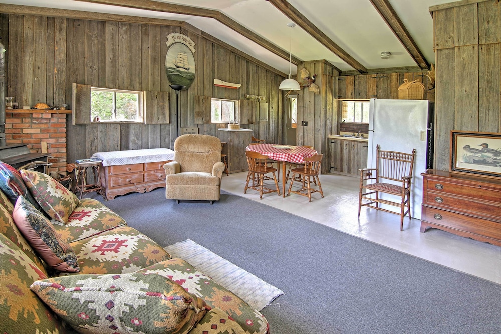 Rustic De Tour Village Cabin w/ Deck on Lake Huron