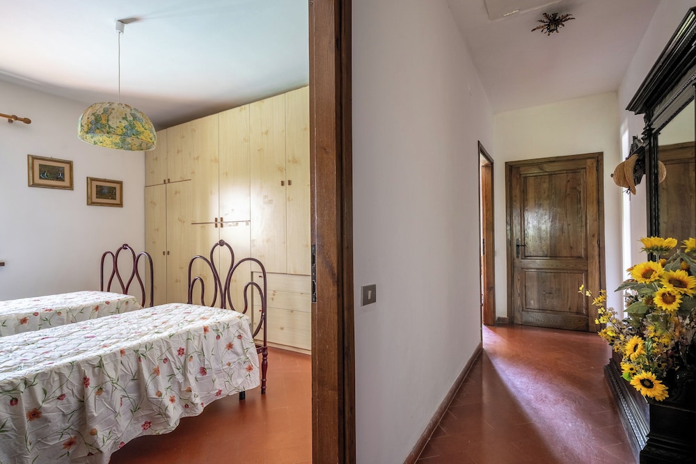 Casa La Cedrina Pool Lornano