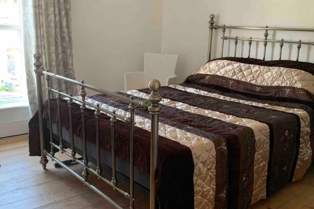 3 Bed Victorian Home in Norwich Sleeps 6 - 8