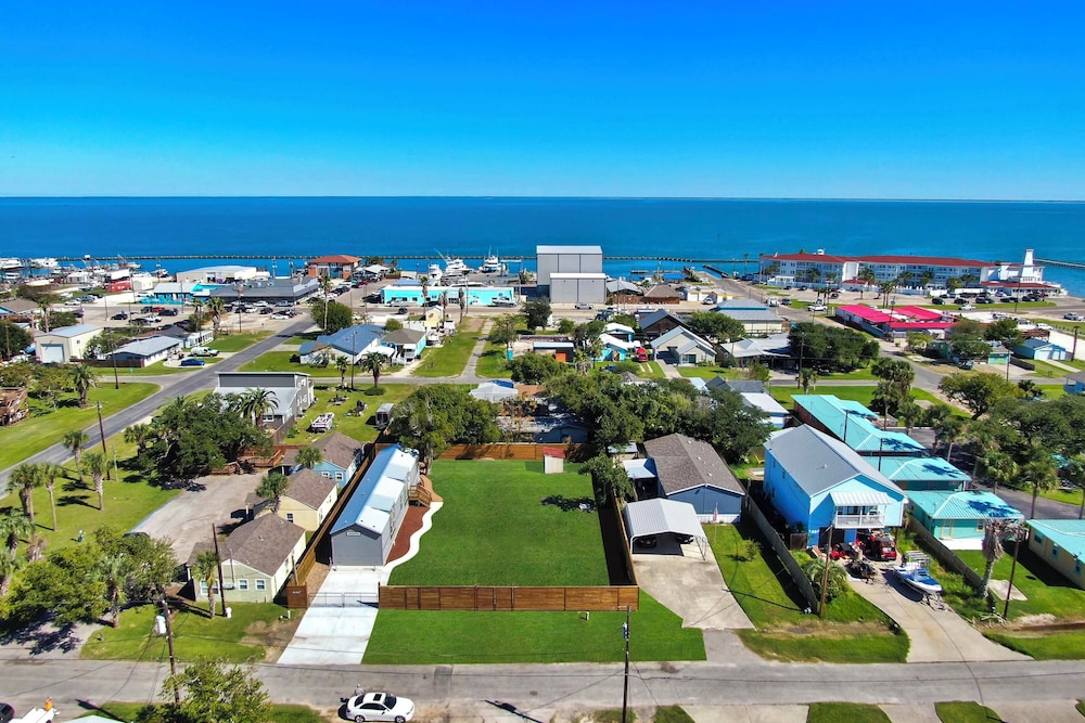 Walk to Fulton Fishing Pier: Family Home w/ Patio!