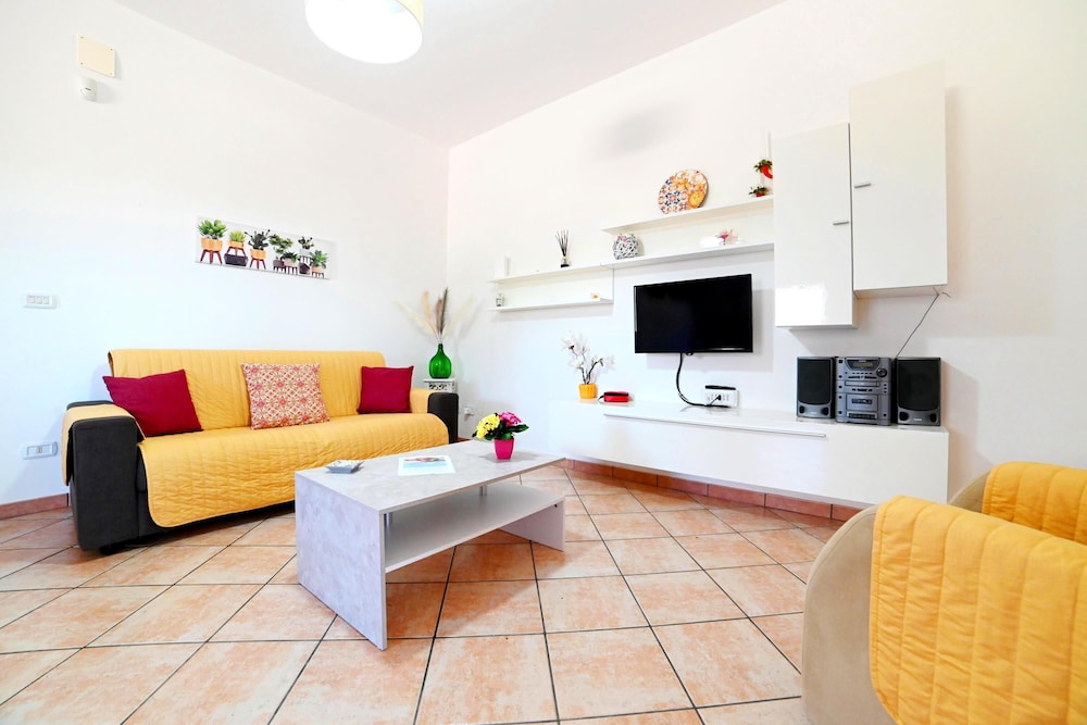Villa Lino with Pool by Wonderful Italy