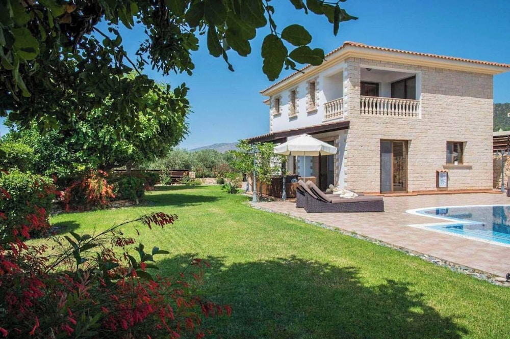 Villa Nikos Argaka