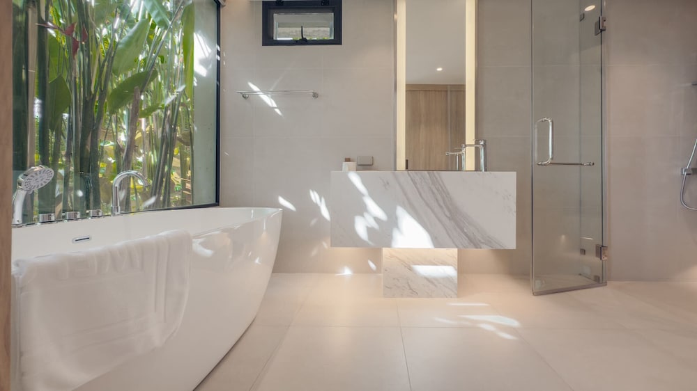 The Salin Seaview Villas