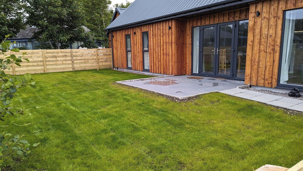 Riverbank Cottage