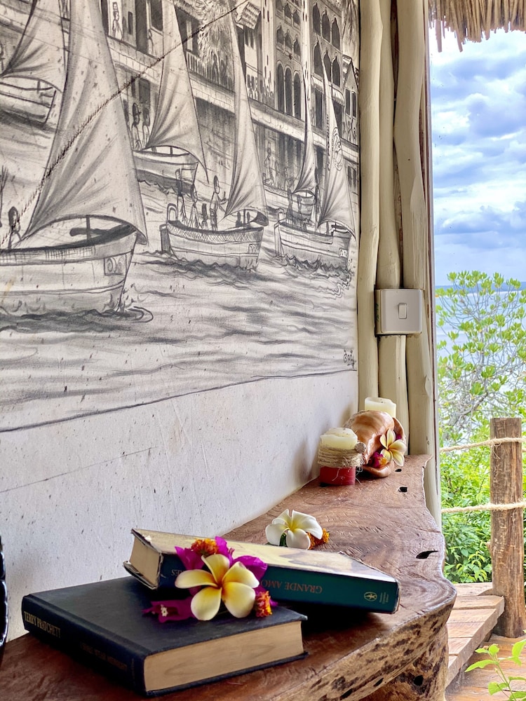 Rock and Sea Resort