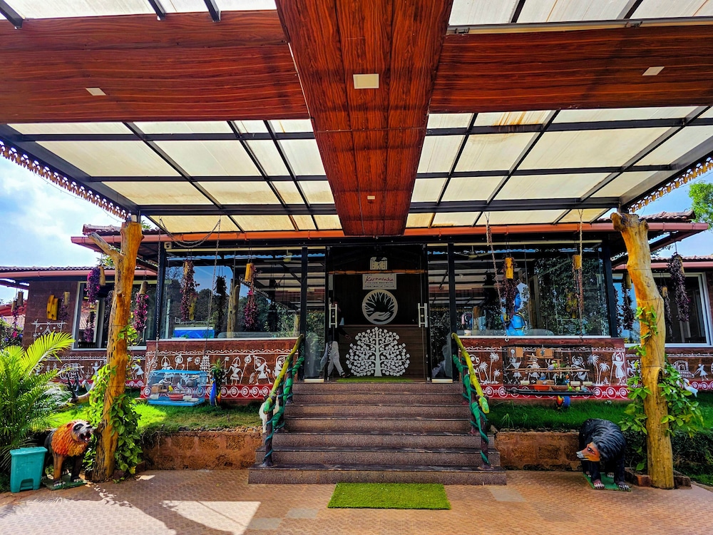 IBBANI JUNGLE RESORT