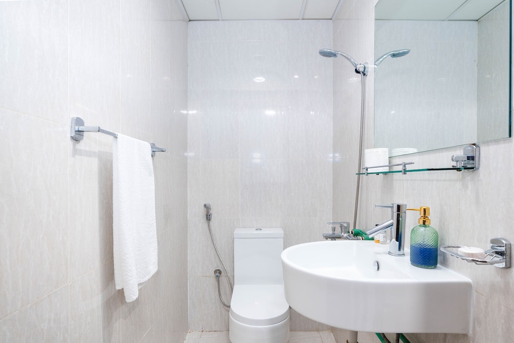 Whitesage - Sophisticated and Homey apartment Near to Metro