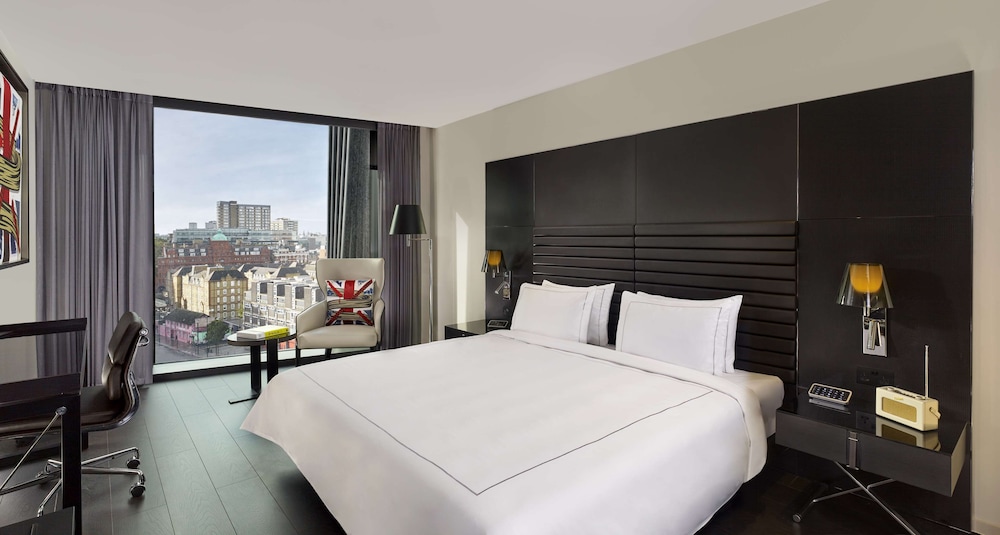 art'otel London Hoxton 17