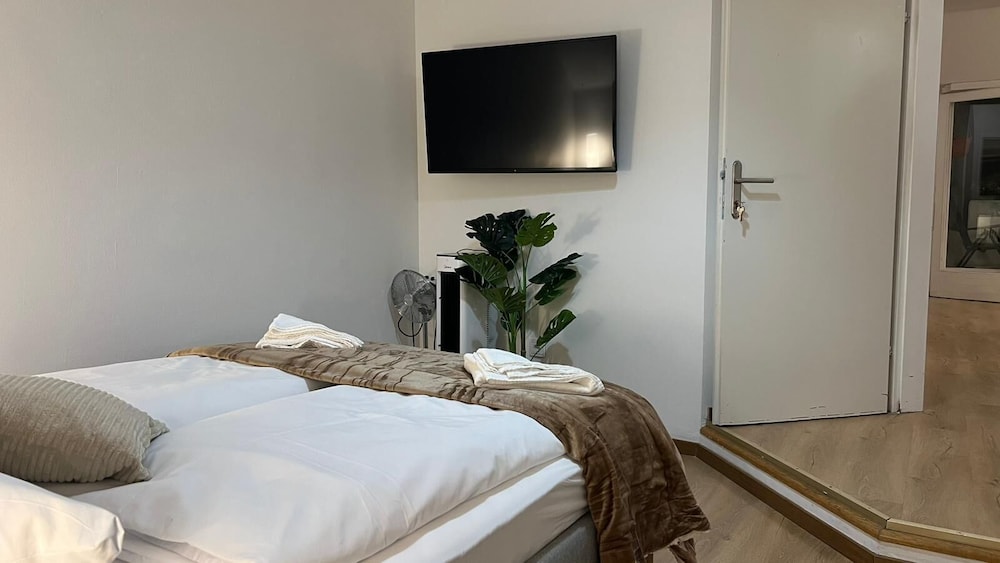 Cozy Room With Balcony Near Rennweg