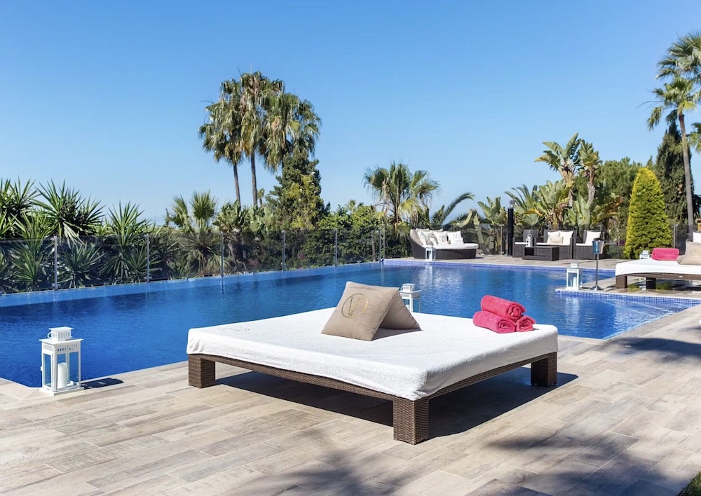 Modern Versace-themed Villa