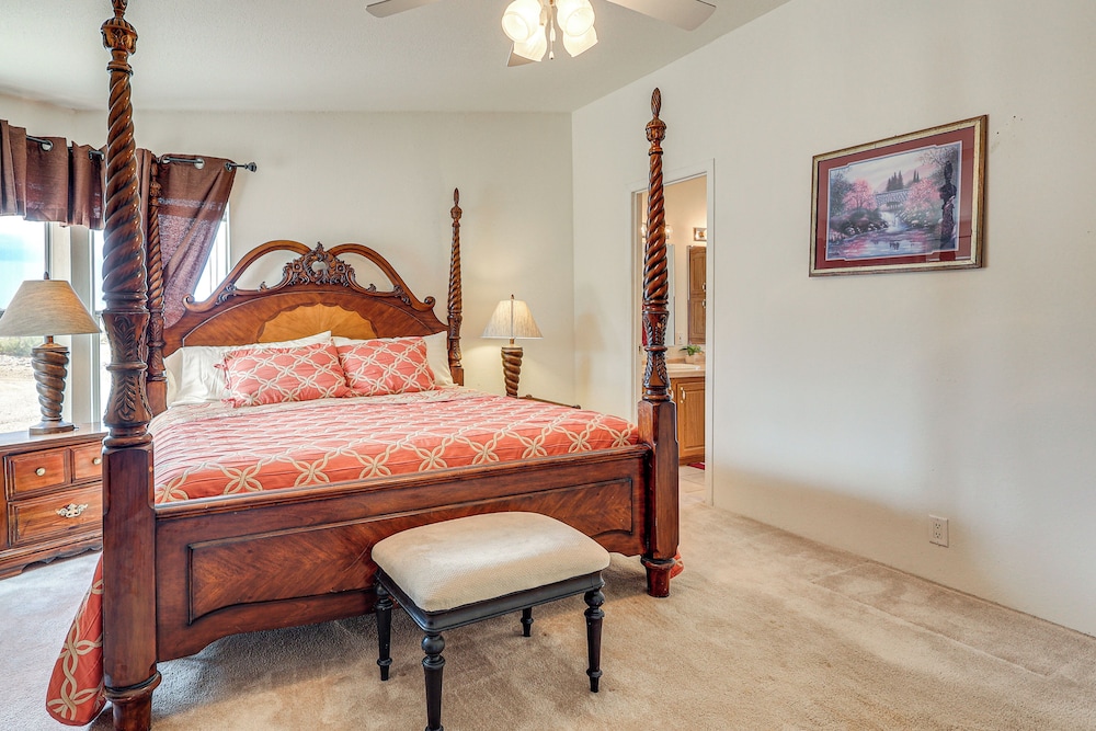1 Mi to Lake: Home w/ Deck in Elephant Butte