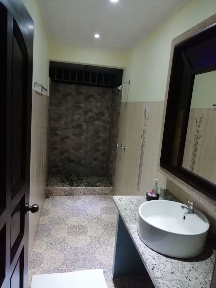 Nayuribe Familiar House